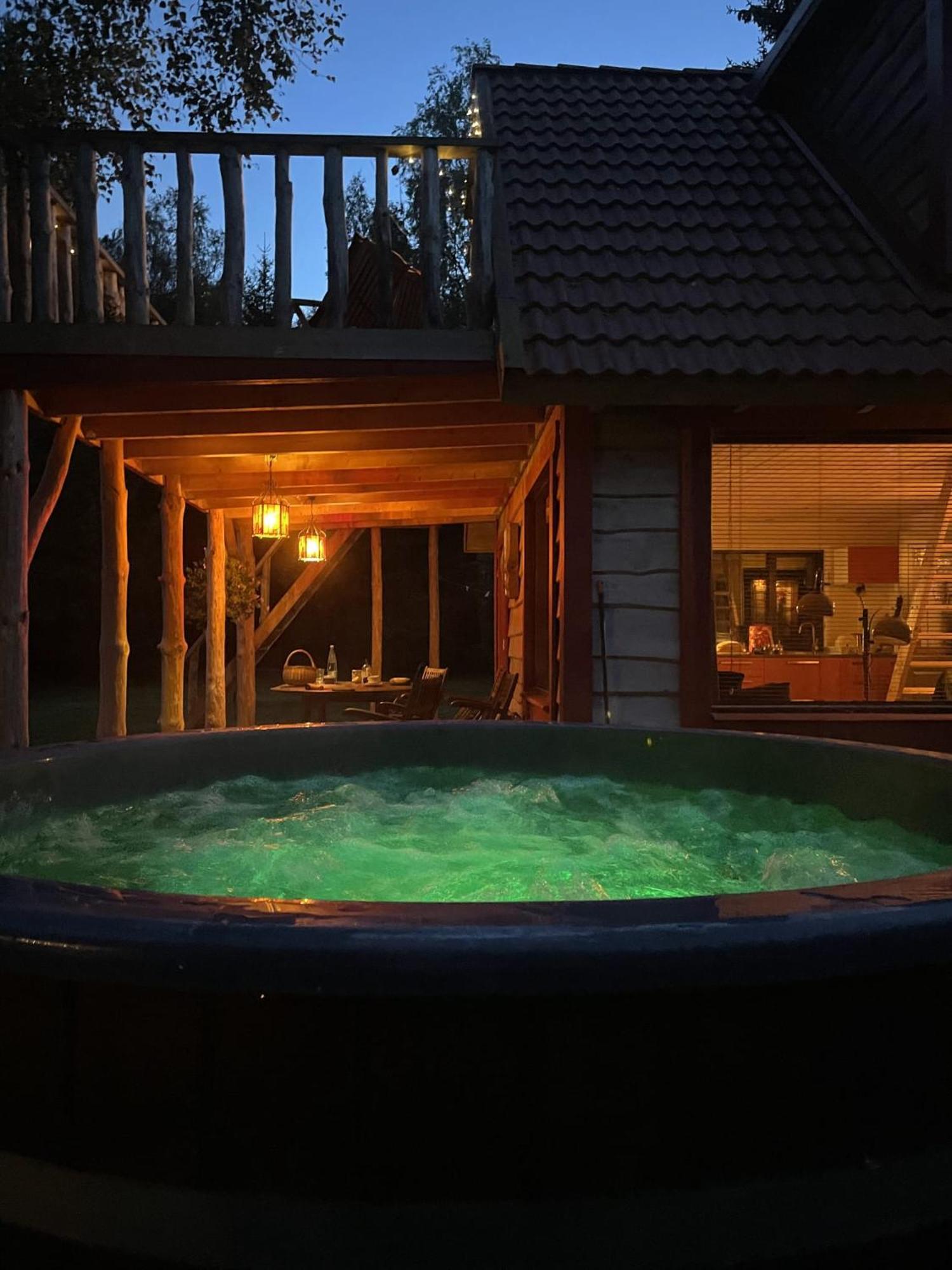Metsaraeaegu Wellness Villa Ulendi Exterior photo